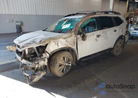 2021 Subaru Ascent Touring z USA, uszkodzony, nr VIN 4S4WMARD9M3447548